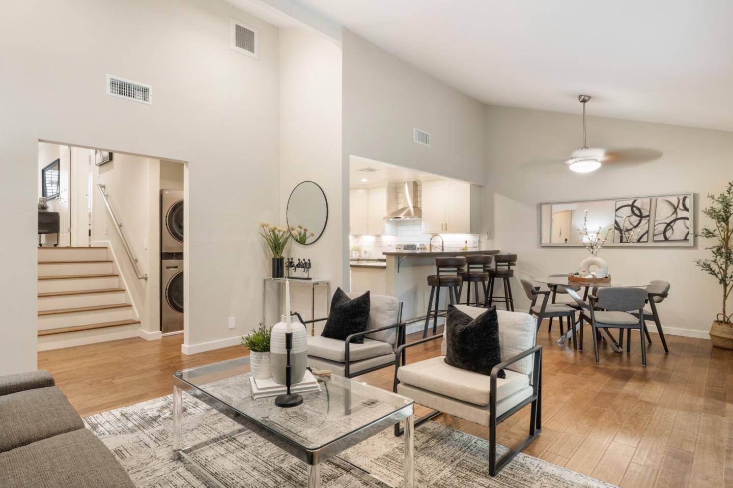 San Jose, CA 95125,2292 Almaden Road #B