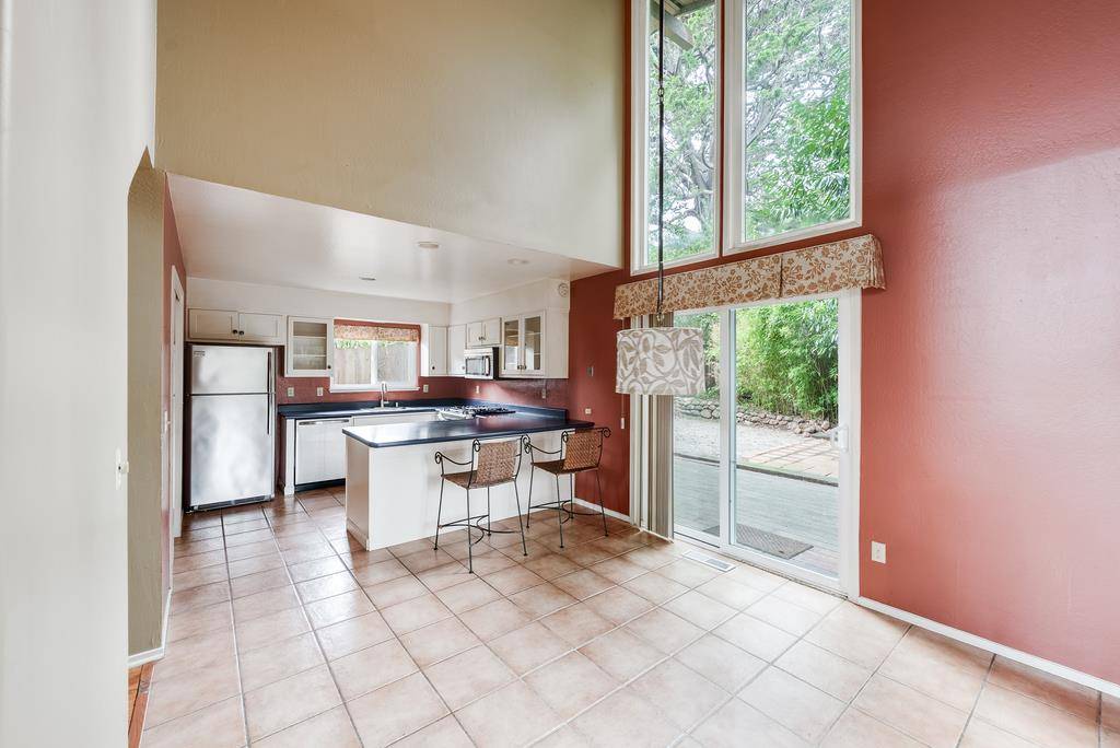 Aptos, CA 95003,208 Spreckels Drive