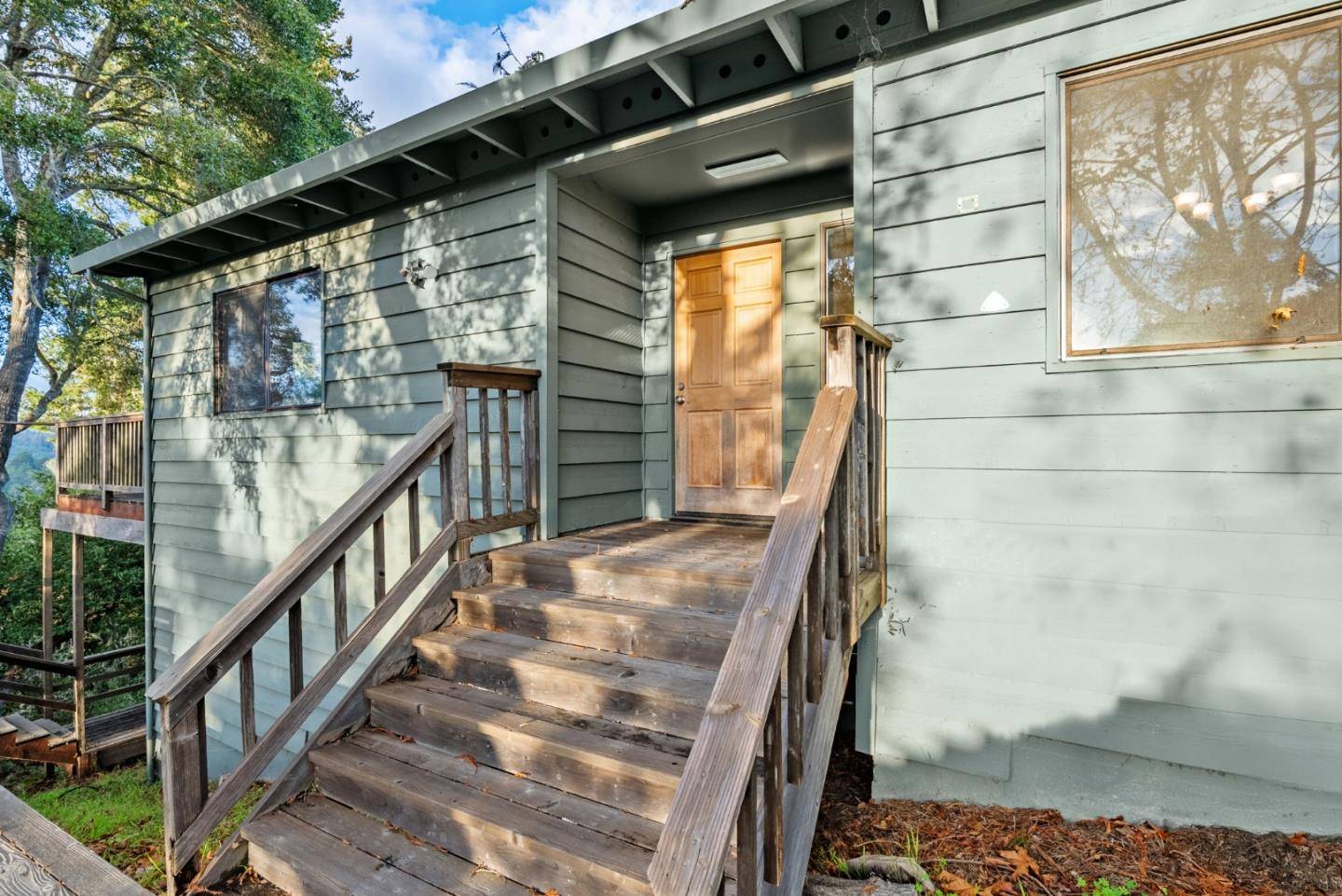 Aptos, CA 95003,812 Loma Prieta Drive