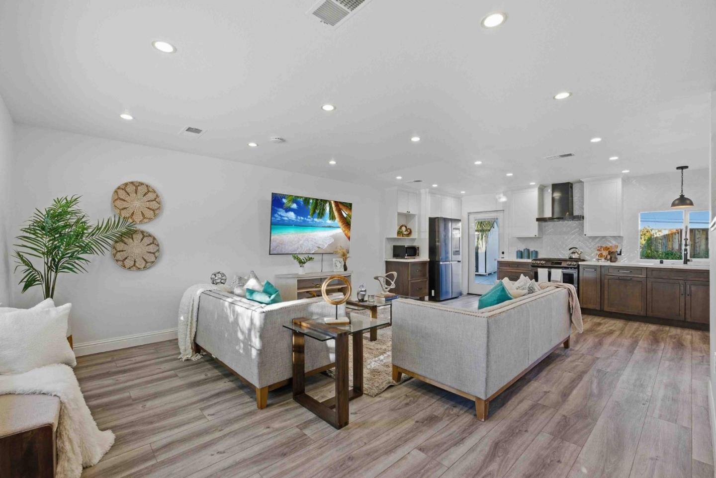 San Jose, CA 95127,1702 Mount Rushmore Drive