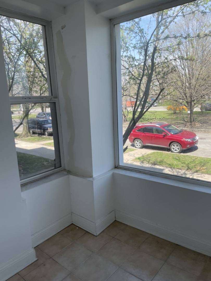 Chicago, IL 60615,815 E DREXEL Square #1