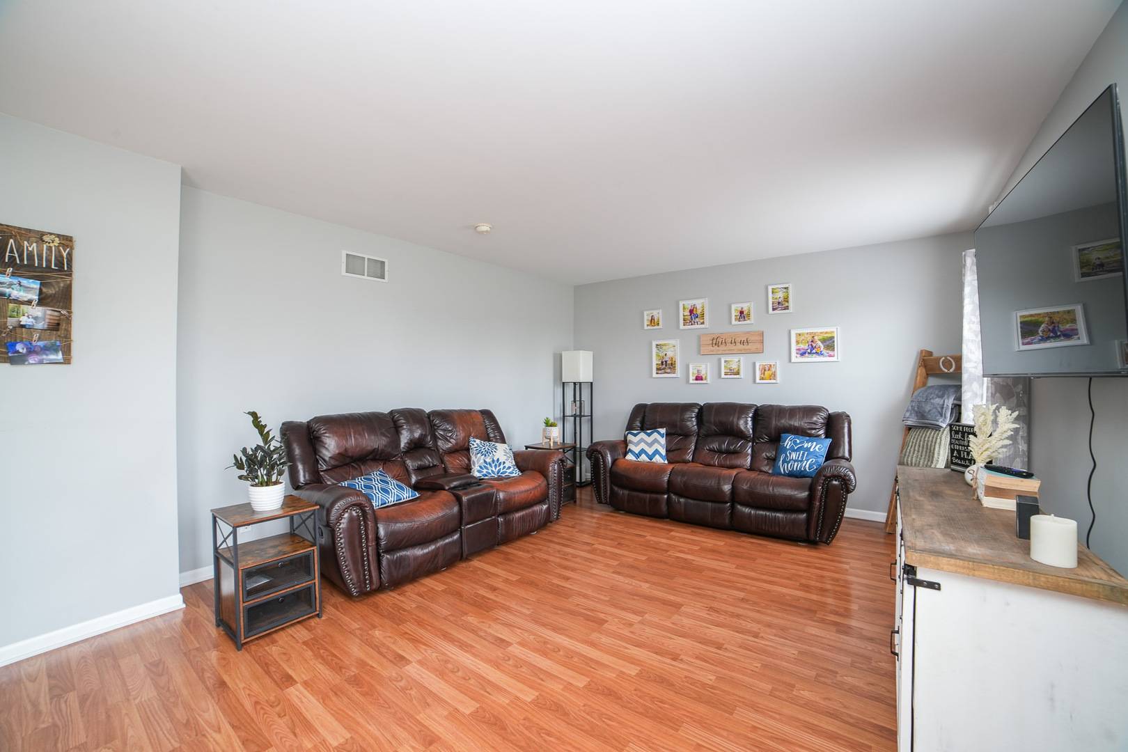 Manteno, IL 60950,871 Willow Road