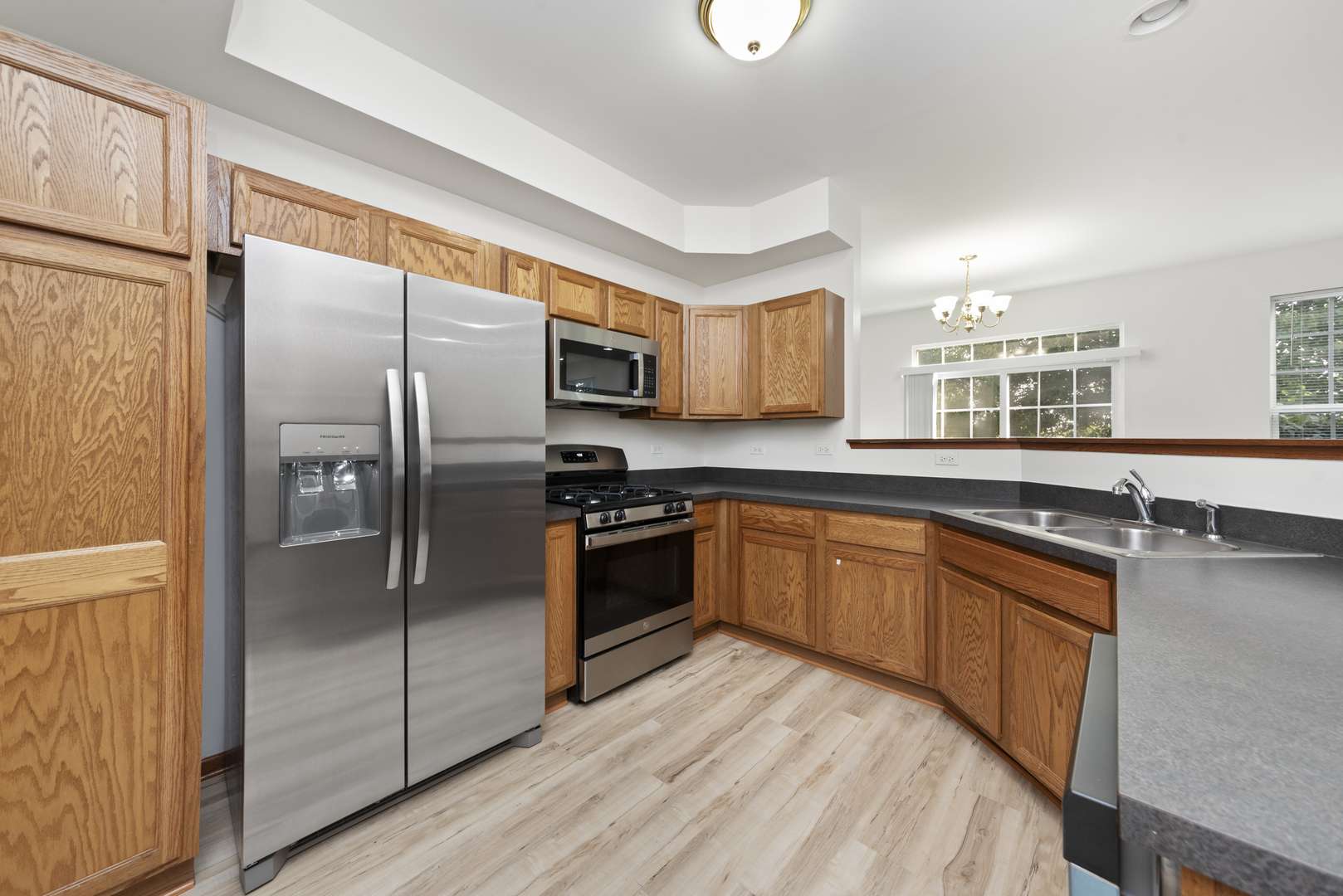 Romeoville, IL 60446,278 S OAK CREEK Lane