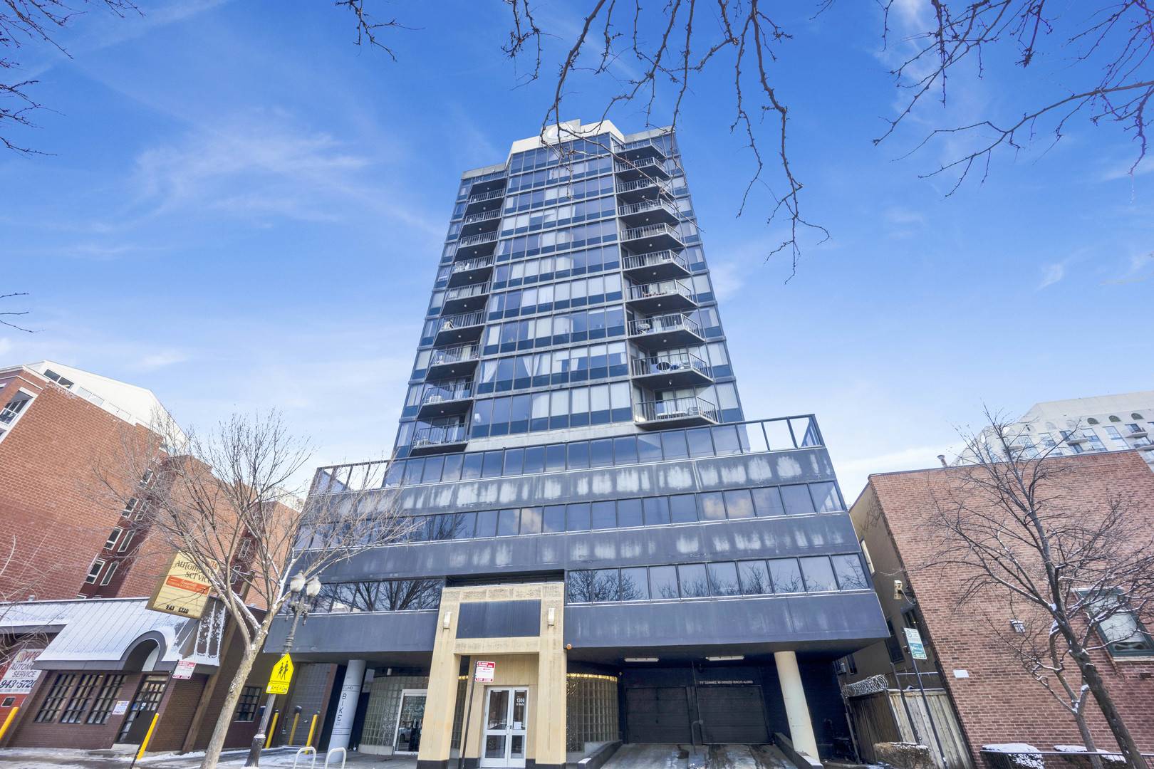Chicago, IL 60610,1309 N Wells Street #1002