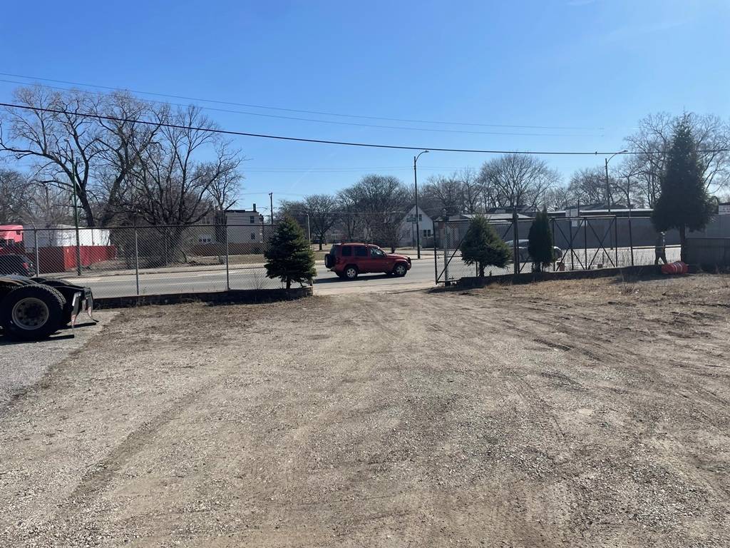 Chicago, IL 60636,5734 S Ashland Avenue