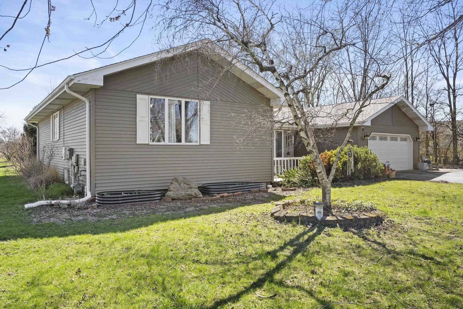South Chicago Heights, IL 60411,154 E 34th Street