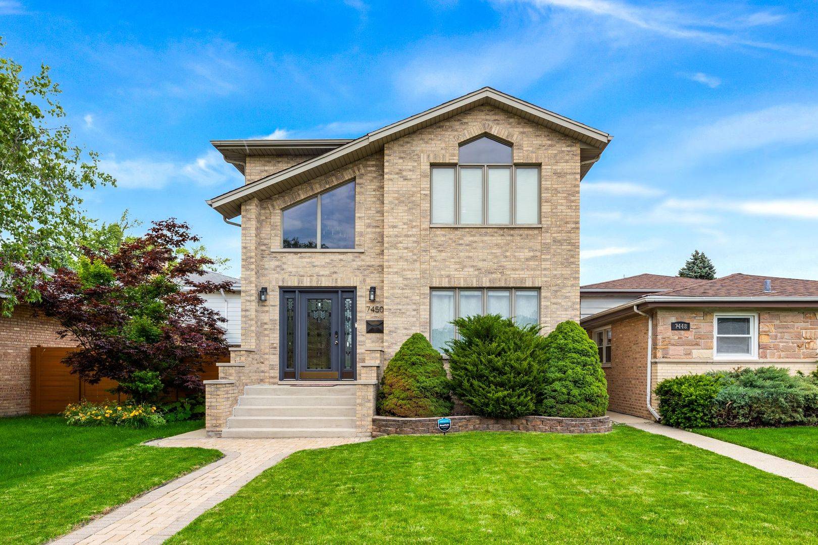Harwood Heights, IL 60706,7450 W Winnemac Avenue