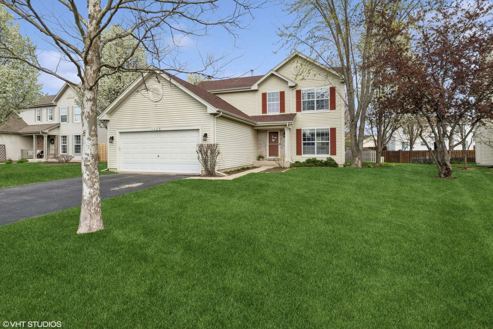 Round Lake, IL 60073,1439 S BAYPORT Lane