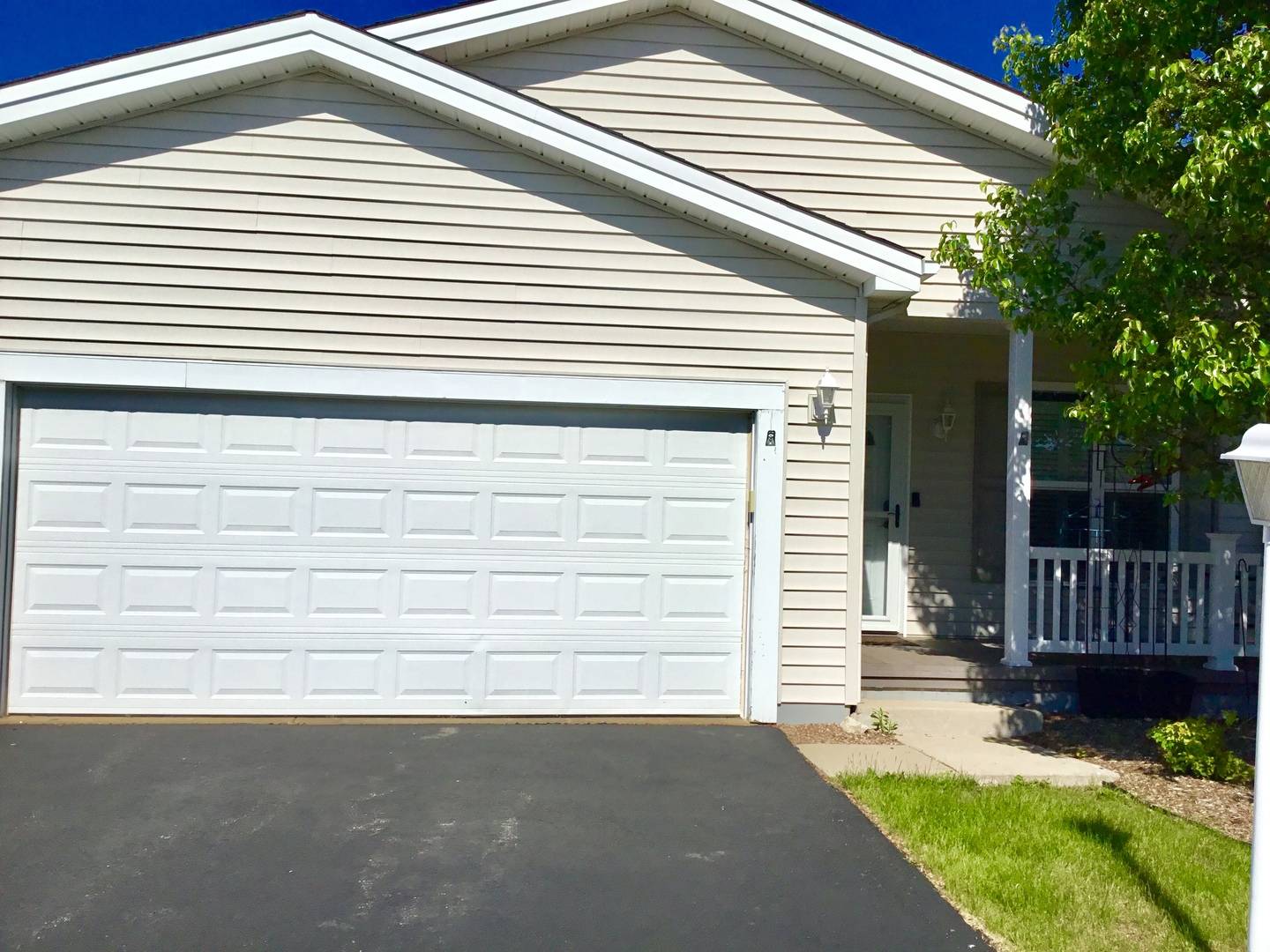 Grayslake, IL 60030,1706 Chelsea Way