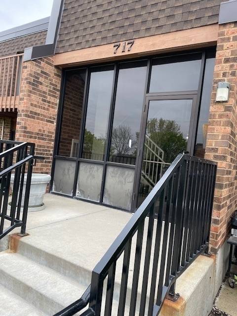 Schaumburg, IL 60193,717 KILLARNEY Court #2A