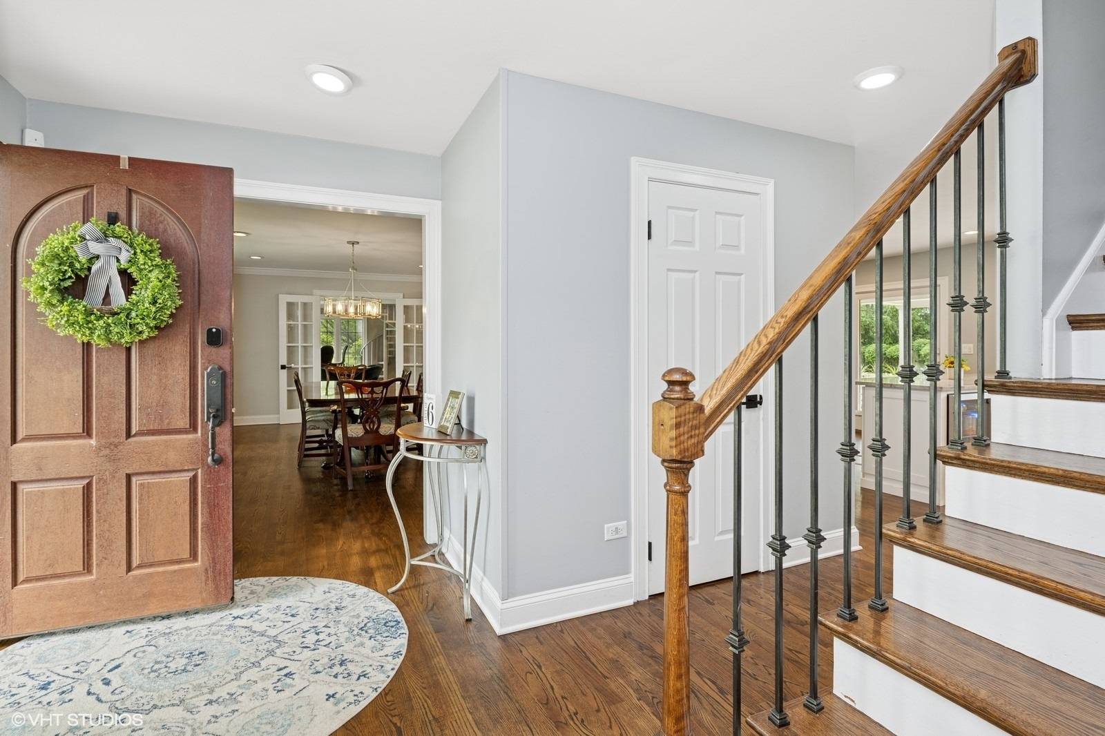 Libertyville, IL 60048,877 Fair Way