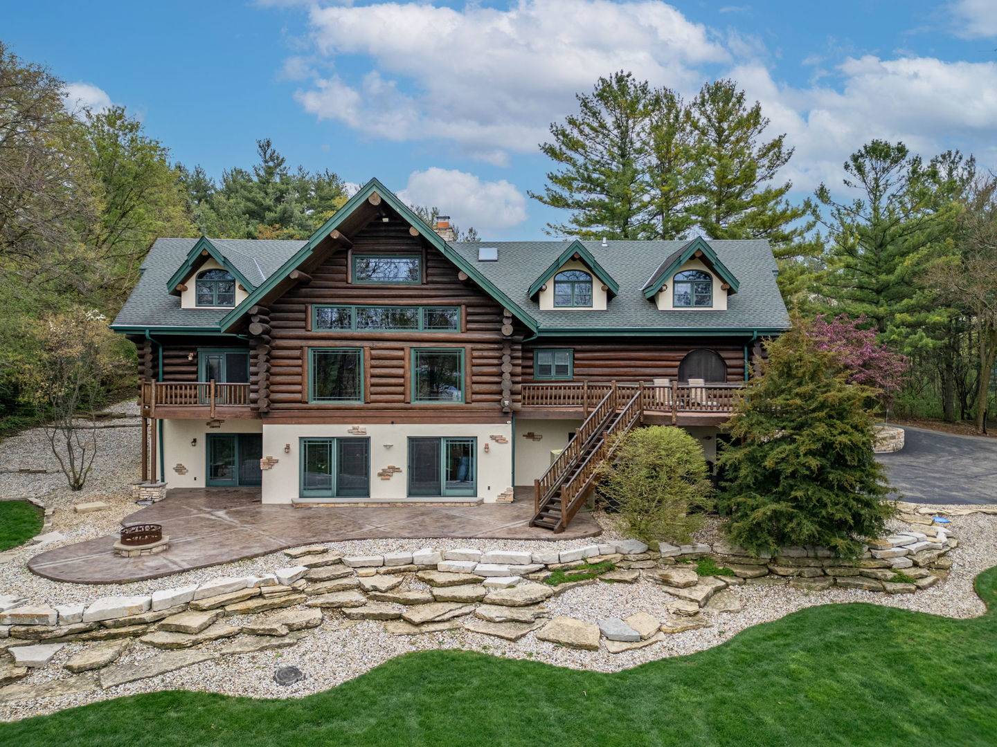 Woodstock, IL 60098,3317 S COUNTRY CLUB Road