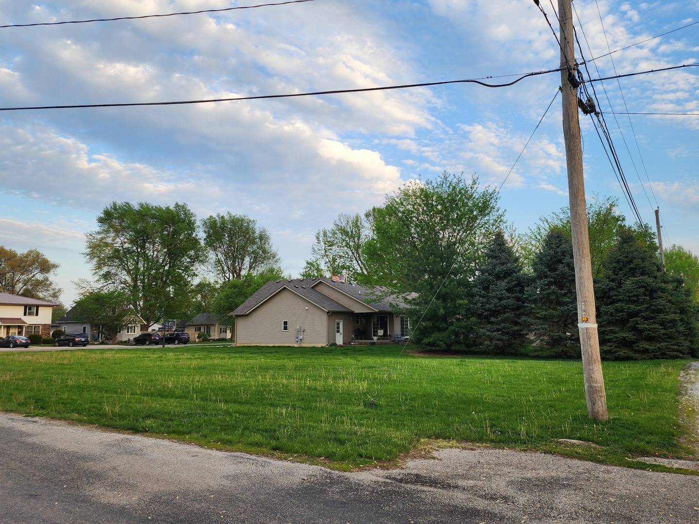 Lincoln, IL 62656,515 Oglesby Avenue