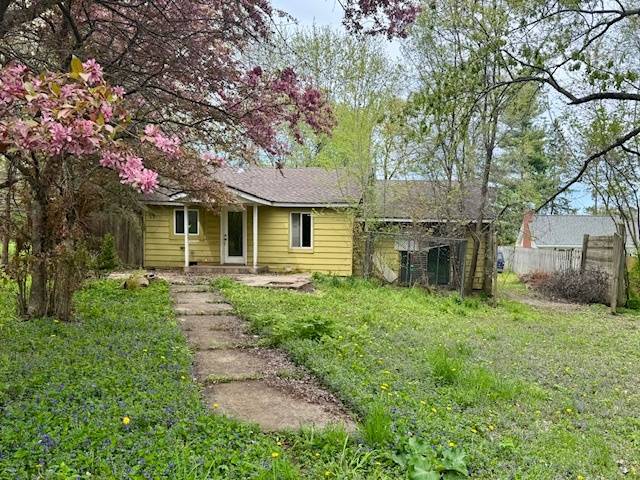 South Elgin, IL 60177,561 South Drive