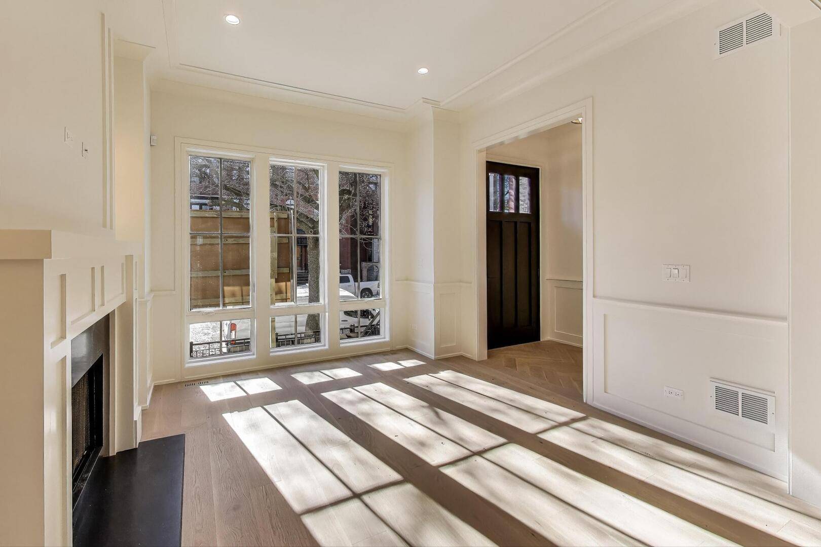 Chicago, IL 60612,Address not disclosed