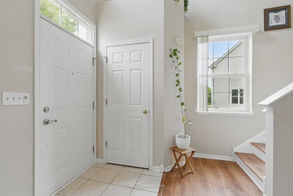 Aurora, IL 60503,2295 Shiloh Drive