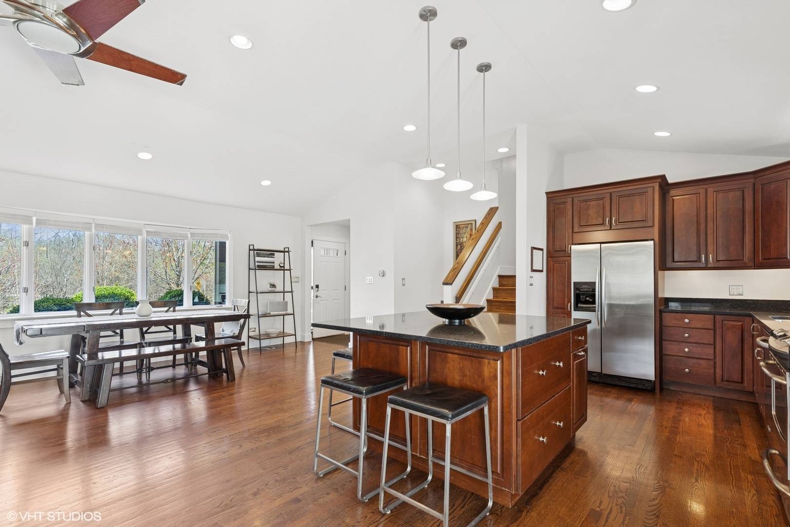 Highland Park, IL 60035,137 Hiawatha Trail