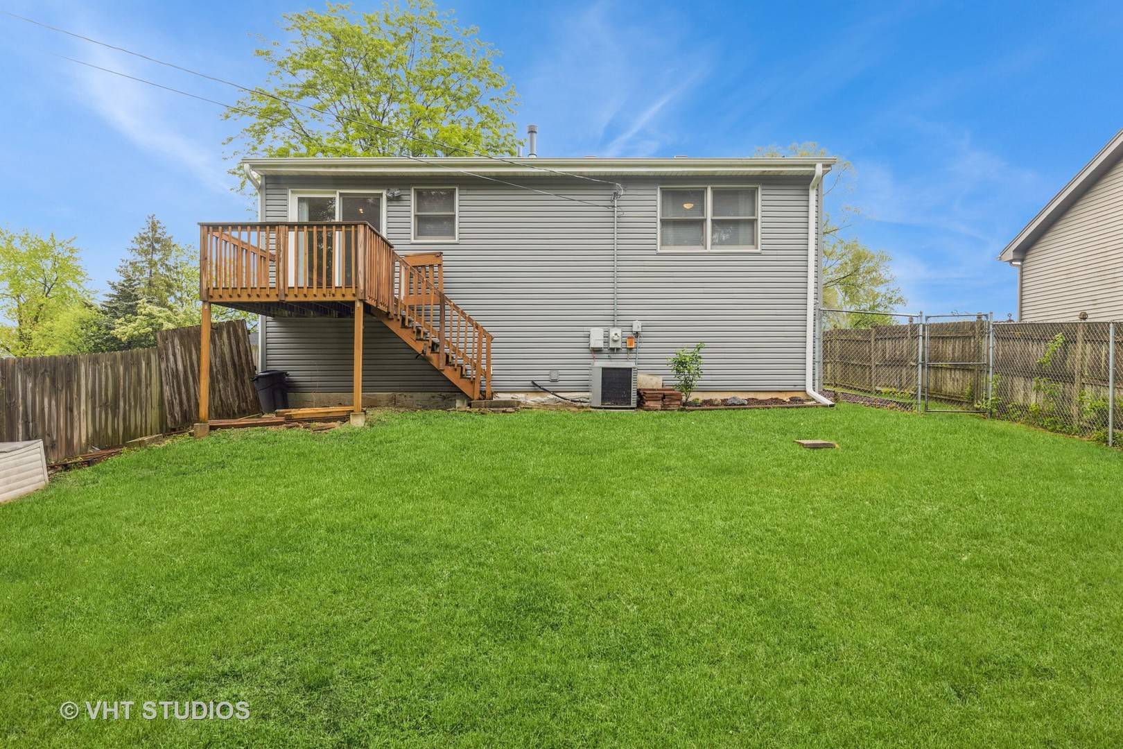 Mchenry, IL 60050,419 N Cresthill Avenue