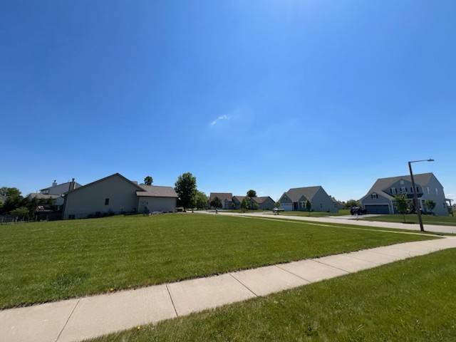 Sandwich, IL 60548,1313 Oakmont Court