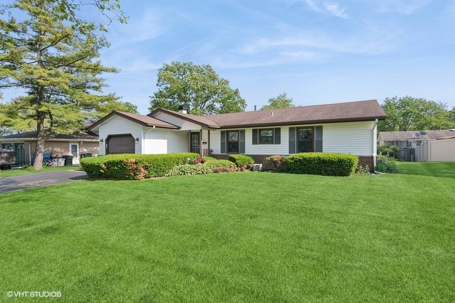 Elk Grove Village, IL 60007,27 Keswick Road