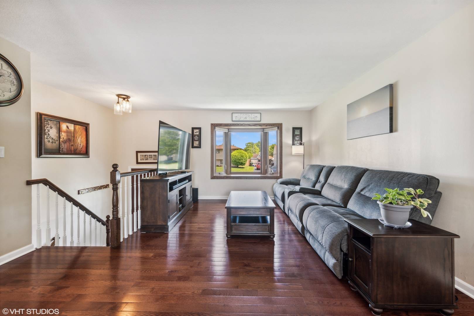 Woodridge, IL 60517,7626 Deerfield Avenue