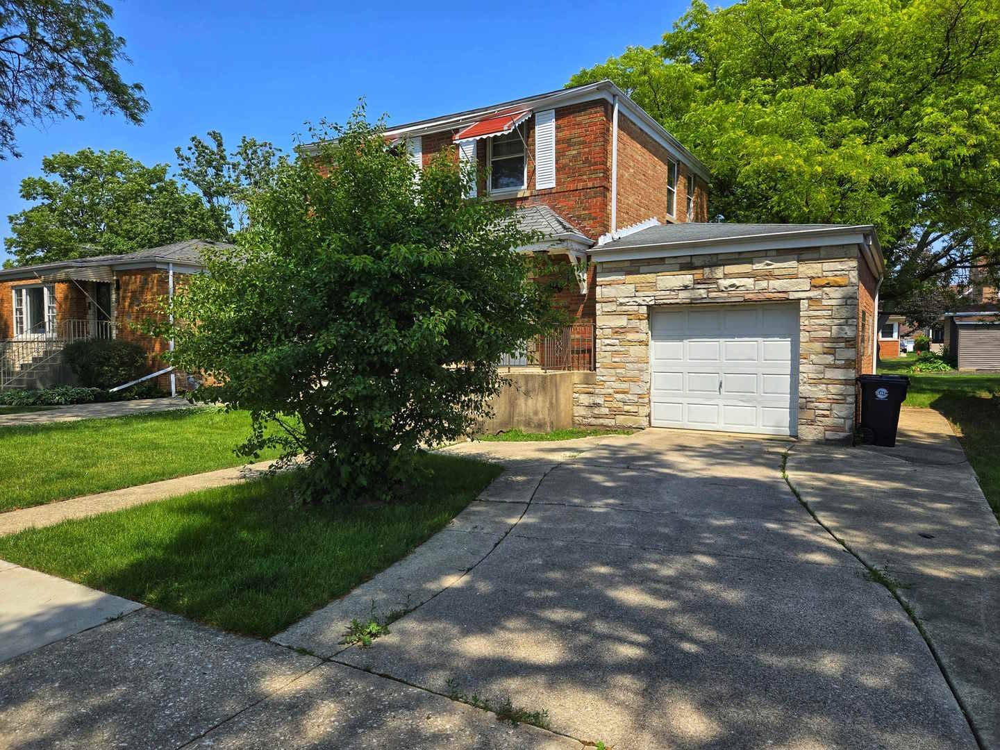 Westchester, IL 60154,1811 Downing Avenue
