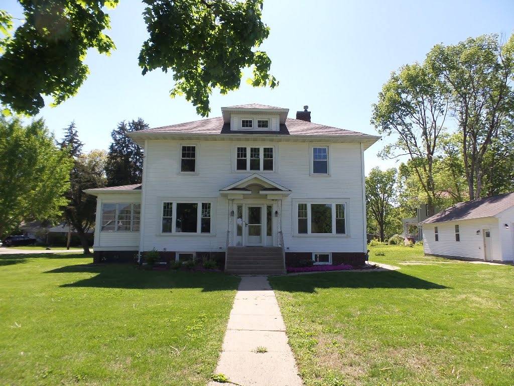 Henry, IL 61537,1201 Old Indian Town Road