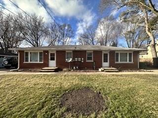 Plano, IL 60545,507 E Lee Street #A