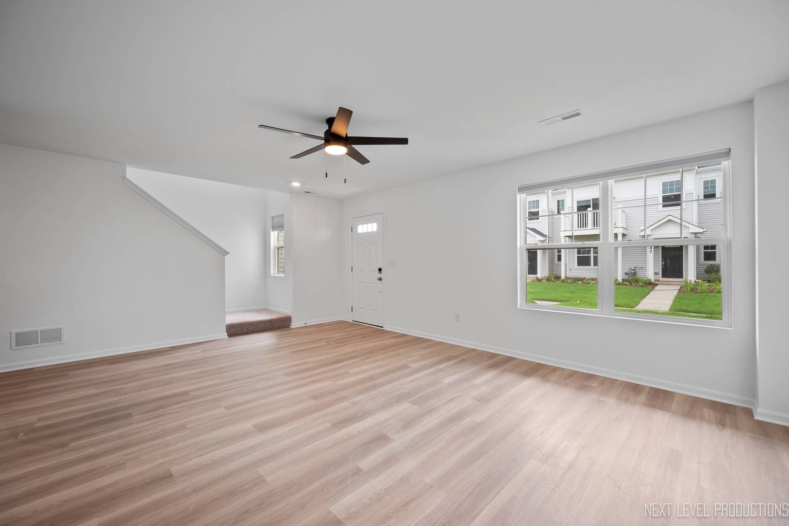 South Elgin, IL 60177,227 Kingsport Drive #227