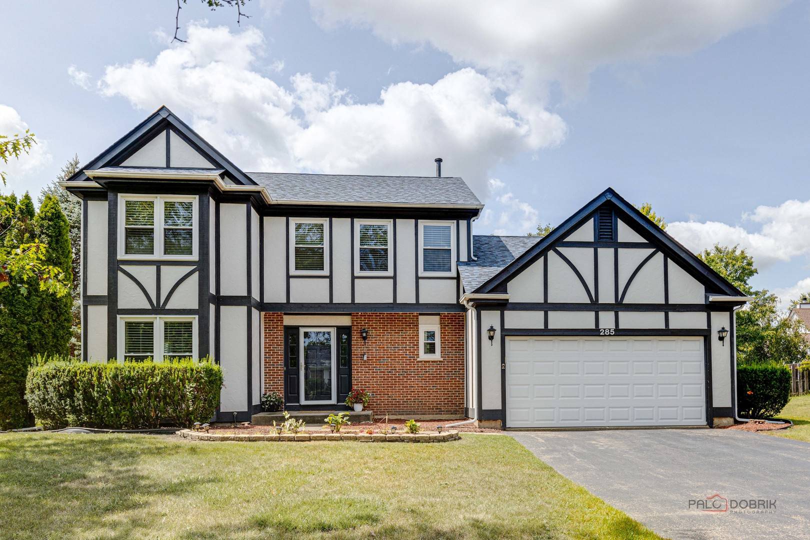 Buffalo Grove, IL 60089,285 Stanton Drive