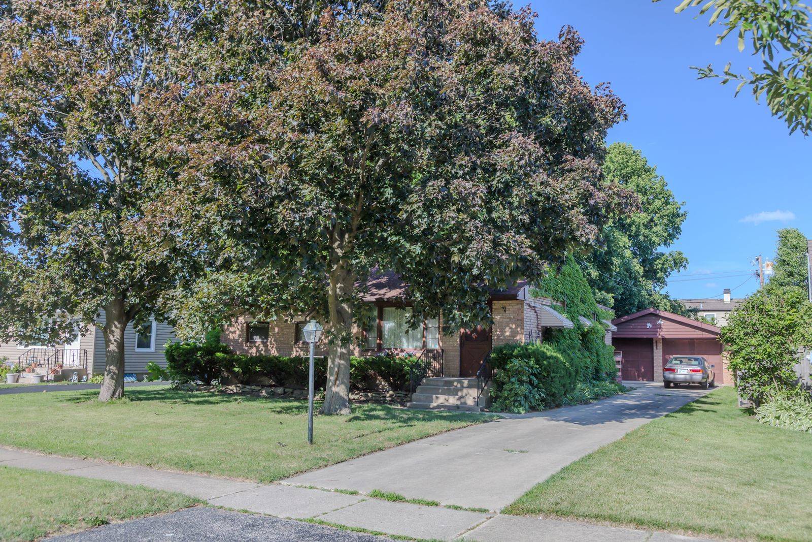 Bartlett, IL 60103,129 N CHASE Avenue