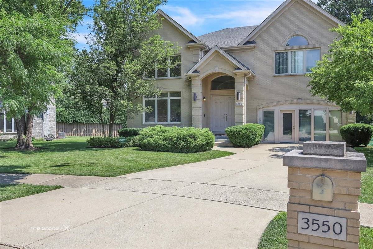 Glenview, IL 60025,3550 E Ari Drive