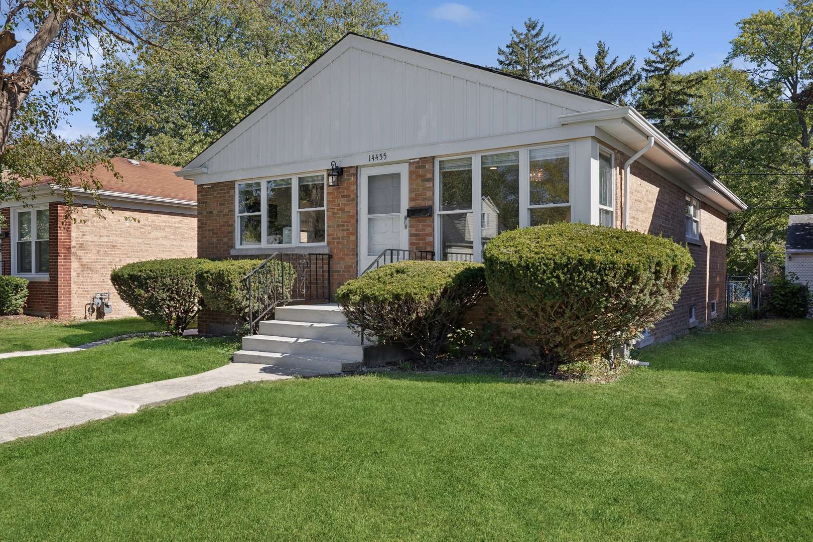 Harvey, IL 60426,14455 Des Plaines Street