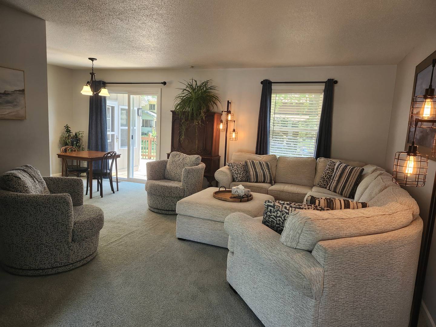 Decatur, IL 62526,4624 Redbud Court