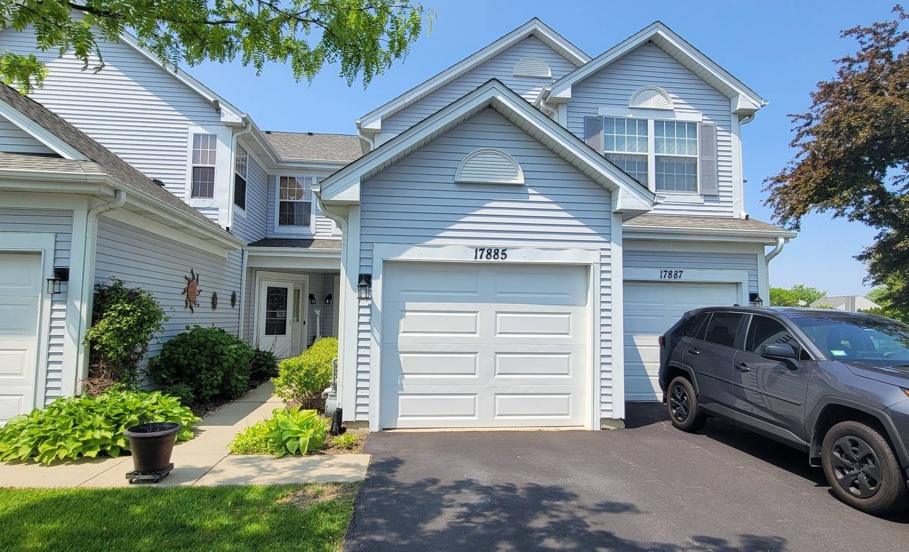Gurnee, IL 60031,17885 W Salisbury Drive