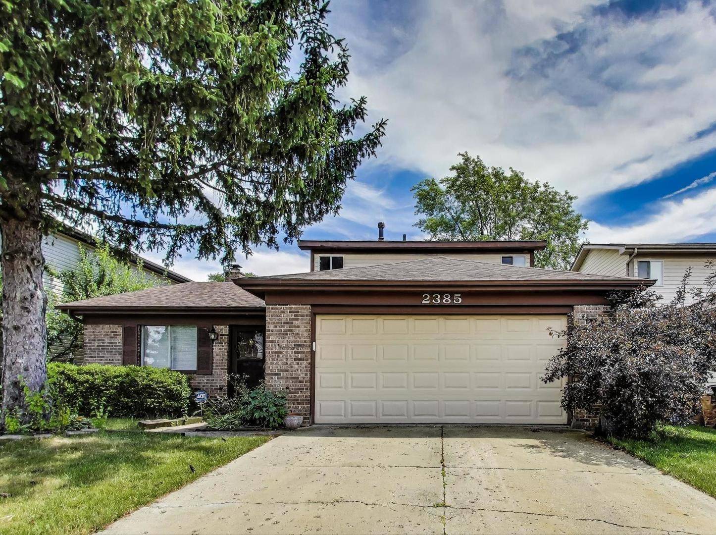 Woodridge, IL 60517,2385 Goldfinch Street