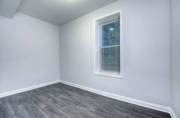 Chicago, IL 60642,1300 N Greenview Avenue #2R