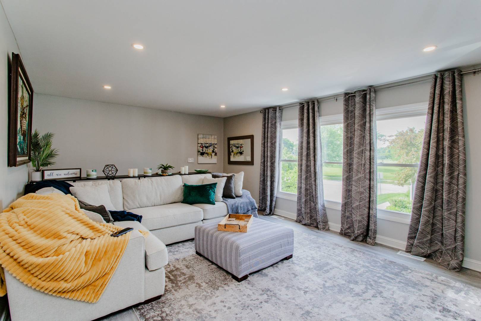 Schaumburg, IL 60193,1027 Newport Harbor #1027