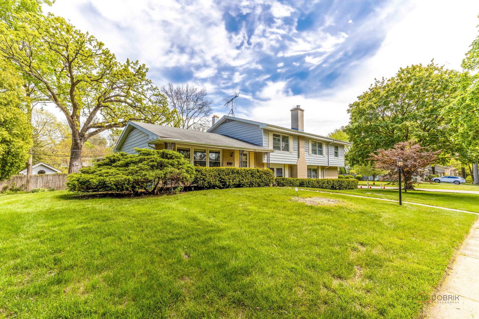 Libertyville, IL 60048,168 BLUEBERRY Road