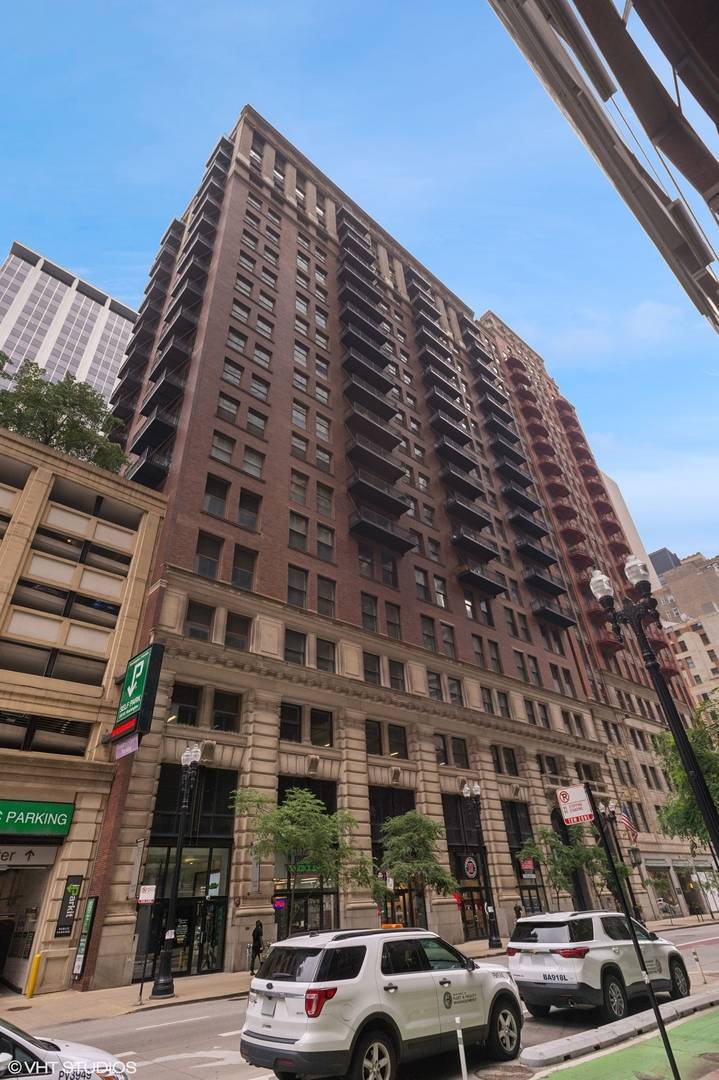 Chicago, IL 60606,212 W Washington Street #1112