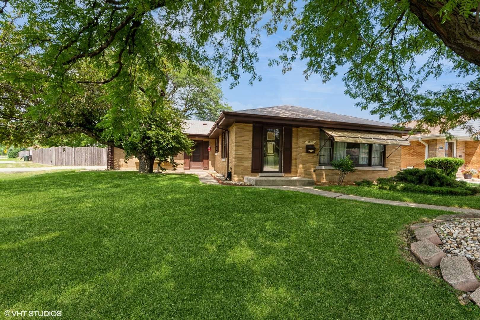Skokie, IL 60077,5520 Harvard Terrace