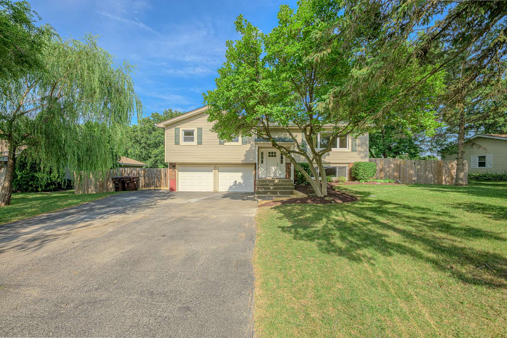 New Lenox, IL 60451,214 Somerset Court