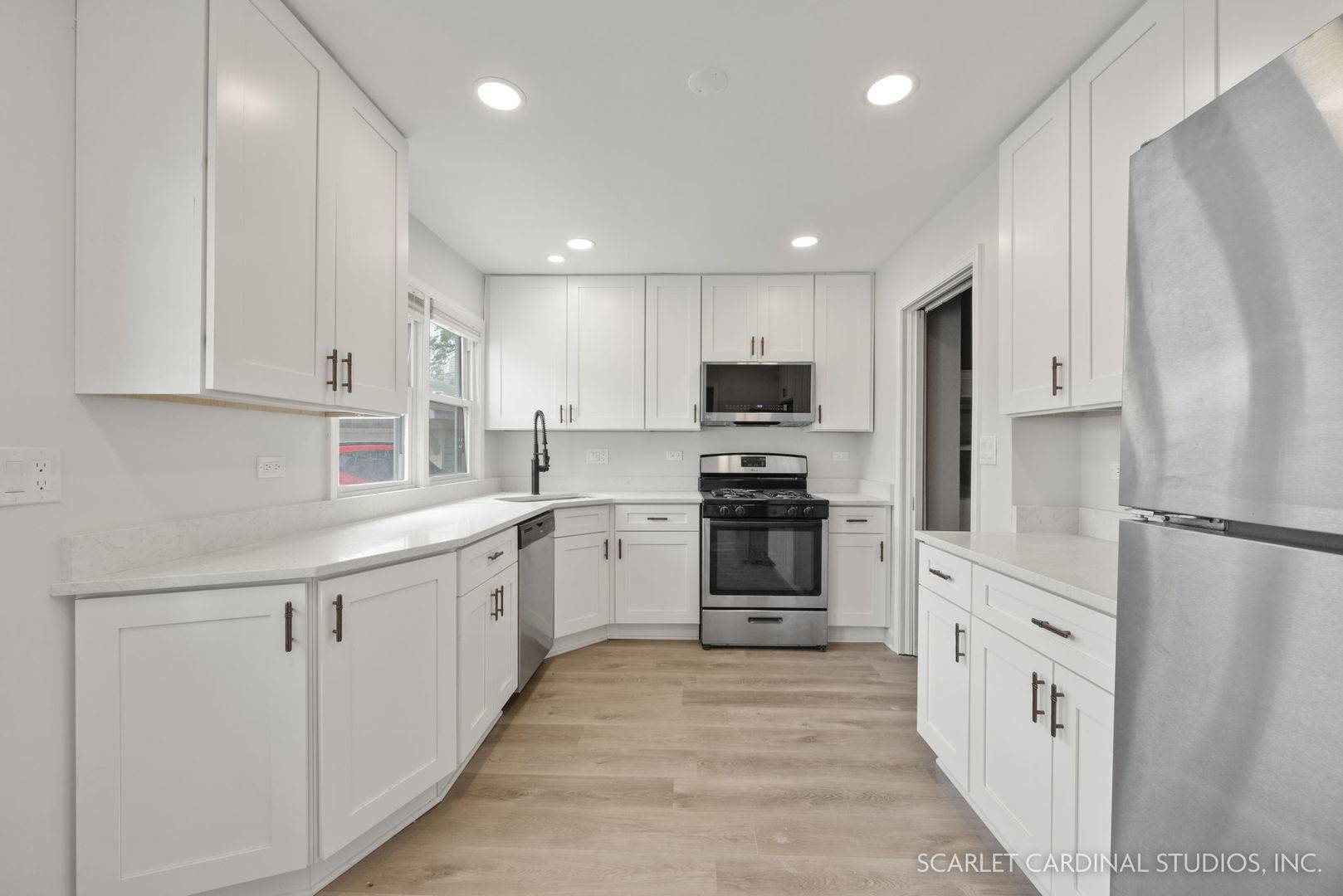 Villa Park, IL 60181,944 S Harvard Avenue