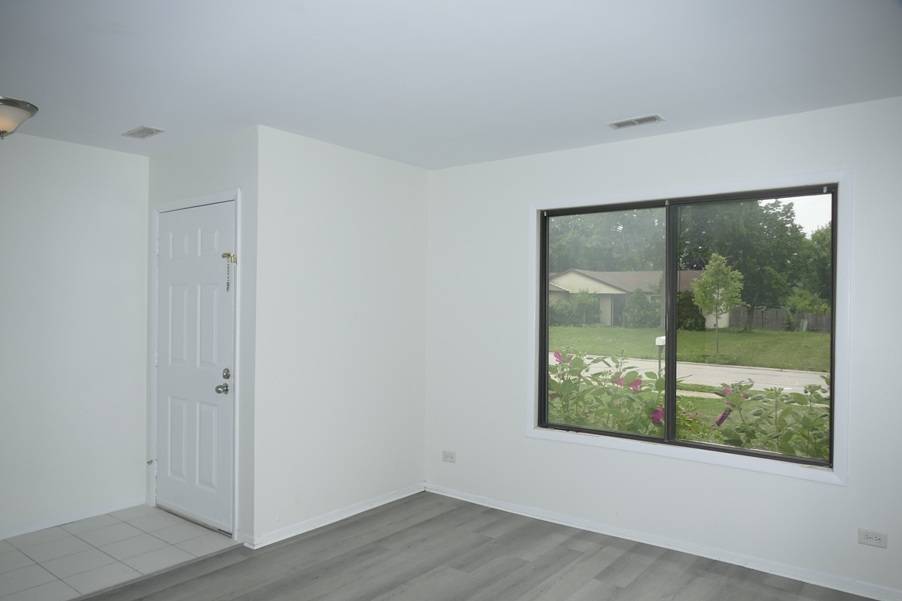Bolingbrook, IL 60440,1076 CRESTWOOD Lane