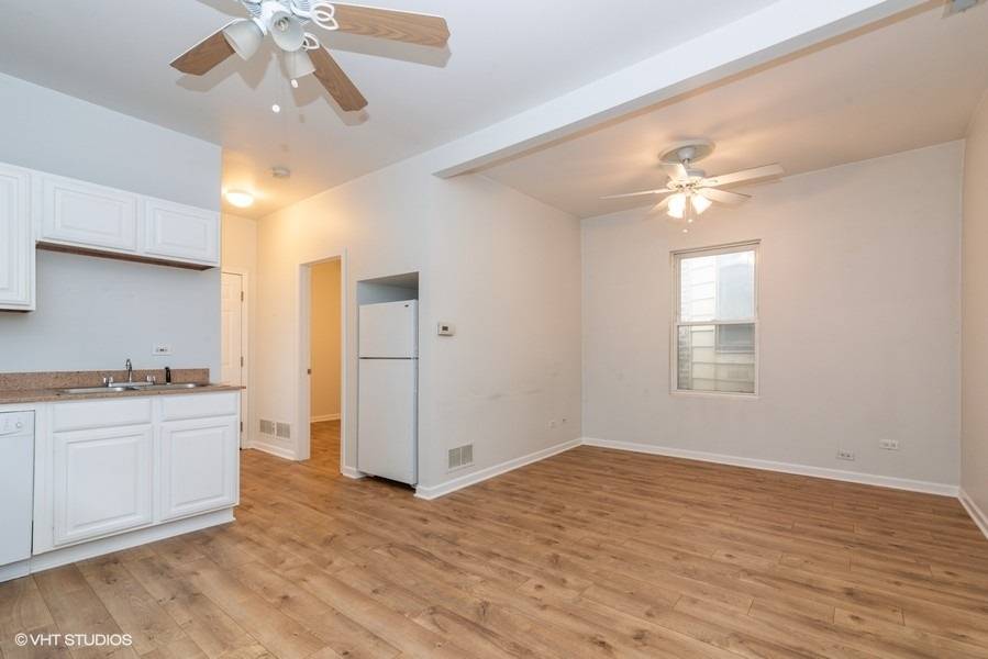 Chicago, IL 60622,912 N ASHLAND Avenue #2B