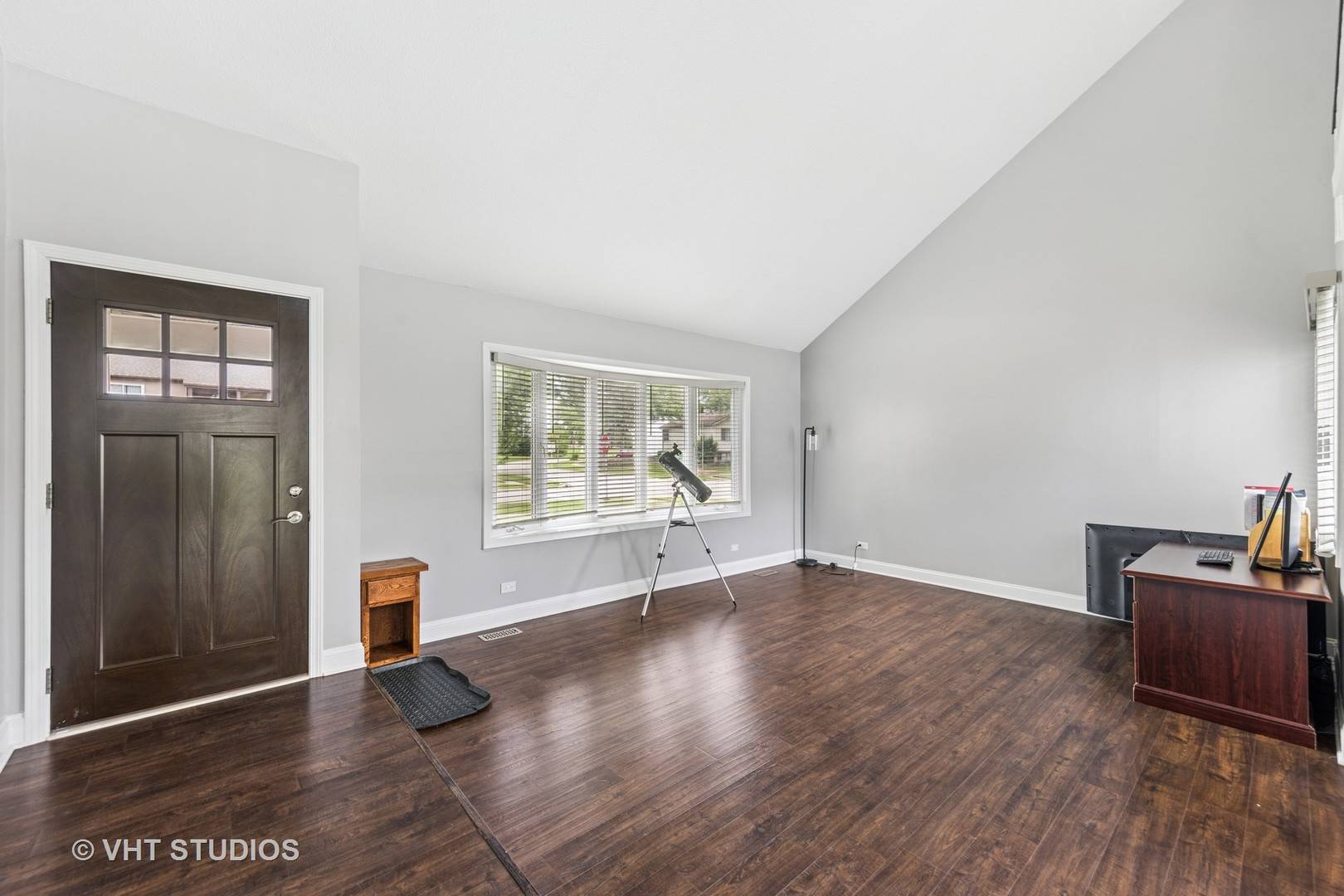 Hanover Park, IL 60133,5325 Arlington Circle