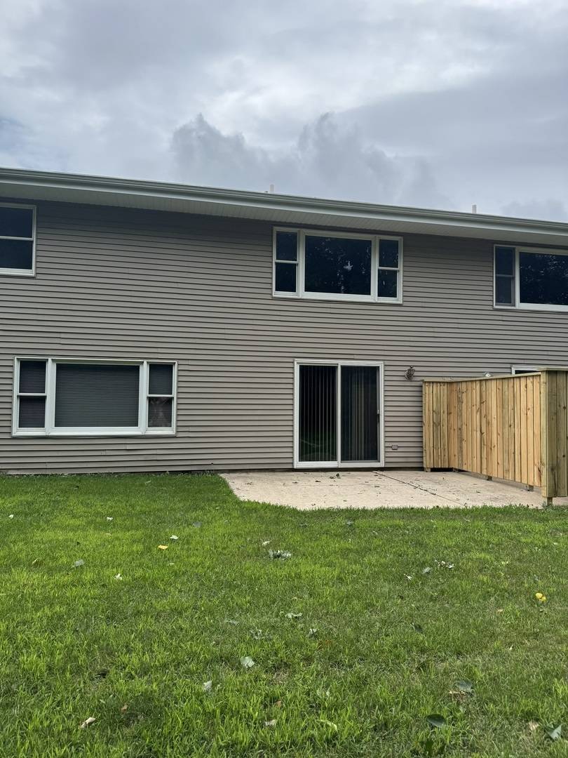 Crest Hill, IL 60403,2532 Red Oak Trail