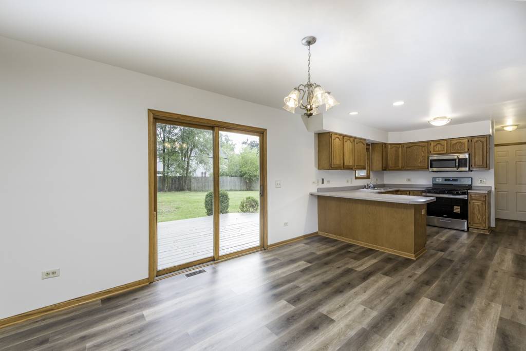 Gurnee, IL 60031,3627 Atlantic Avenue