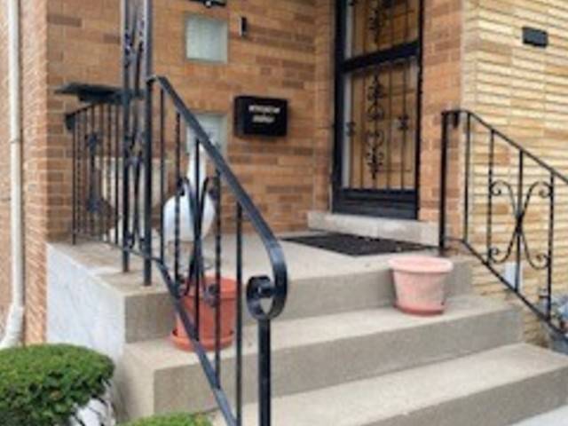 Chicago, IL 60655,11706 S Artesian Avenue