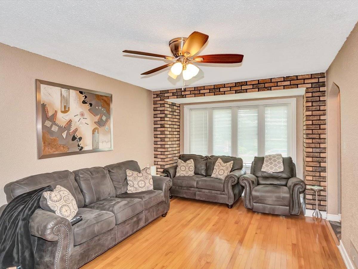 Chicago, IL 60632,5117 S Keating Avenue